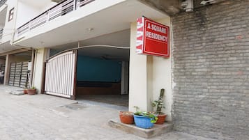 Entrada de la propiedad