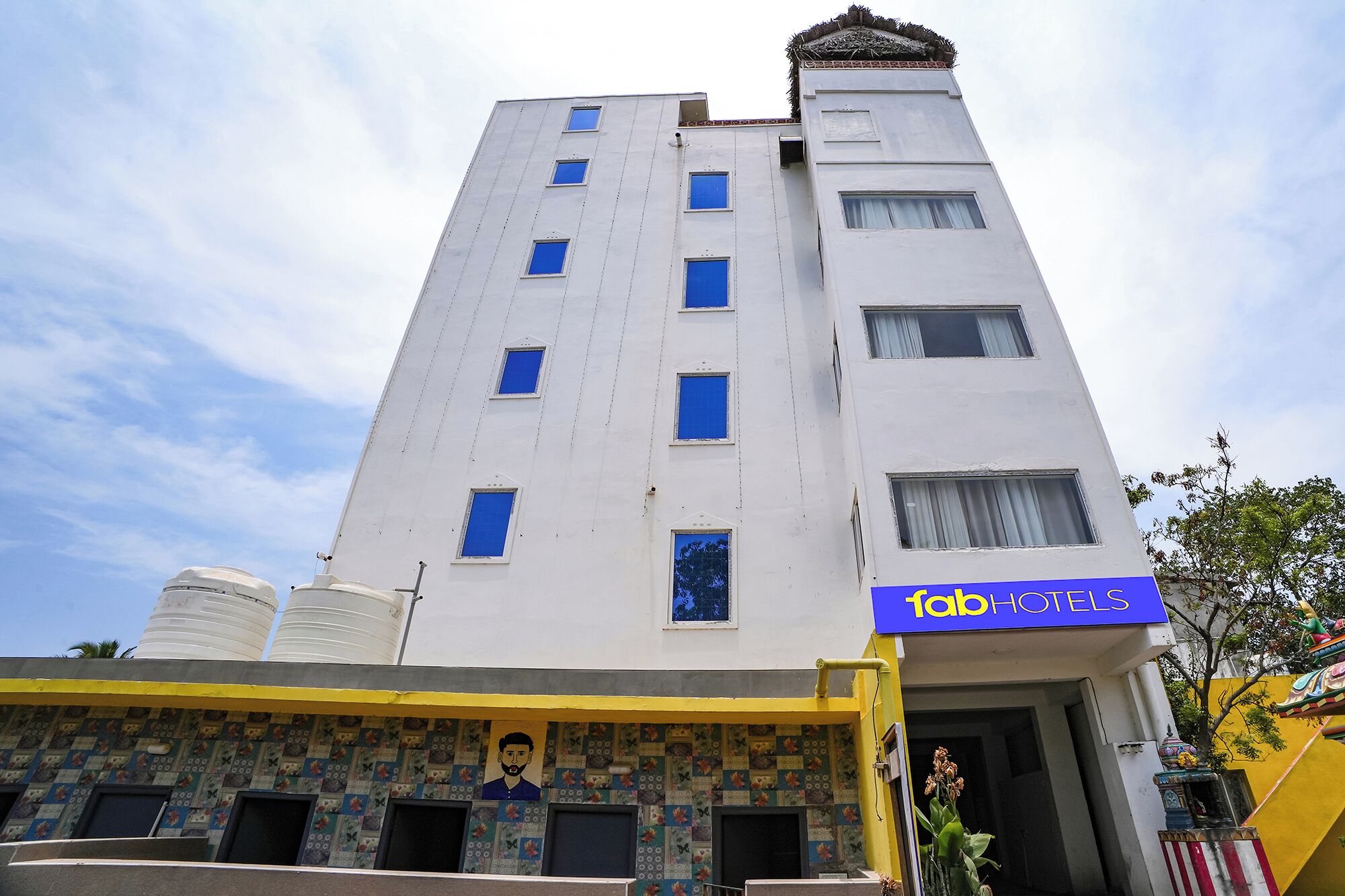 Bagian depan properti
