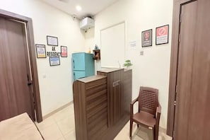 Restaurant - Via Ak Residency (New Delhi)