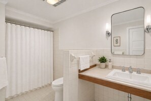 Bathroom - Private Luxury Estate Steps to the Beach | Heated Pool Access (Tybee Island)