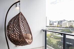 Interior - Panoramic 180° City Views 2BR +Carpark, Pool & Gym (South Brisbane)