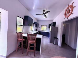 Private kitchen - Casa Per Tutti (La Libertad Department)