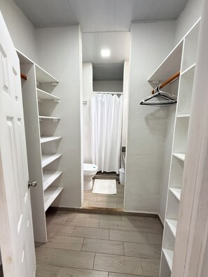 Towels, soap, toilet paper - Casa Per Tutti (La Libertad Department)