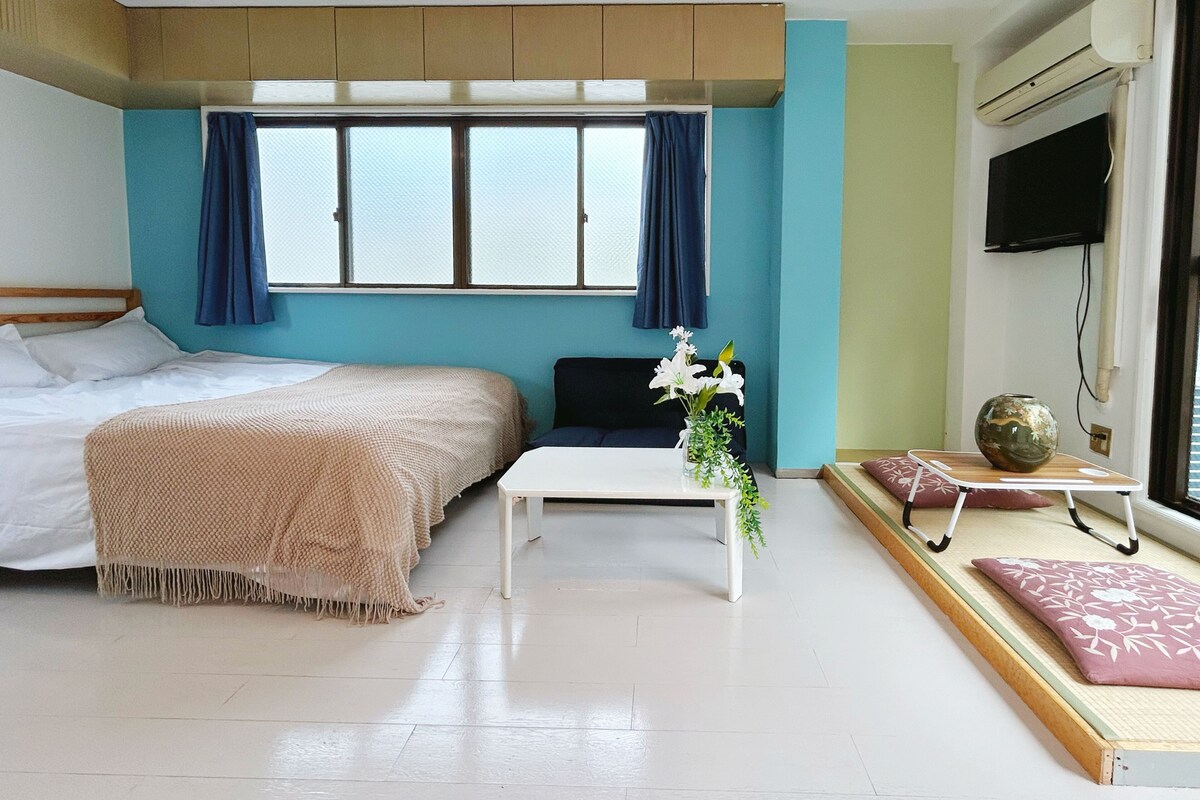 Studio Suite, 1 Queen Bed with Sofa bed, Kitchenette, City View | Laptop workspace, WiFi (free)