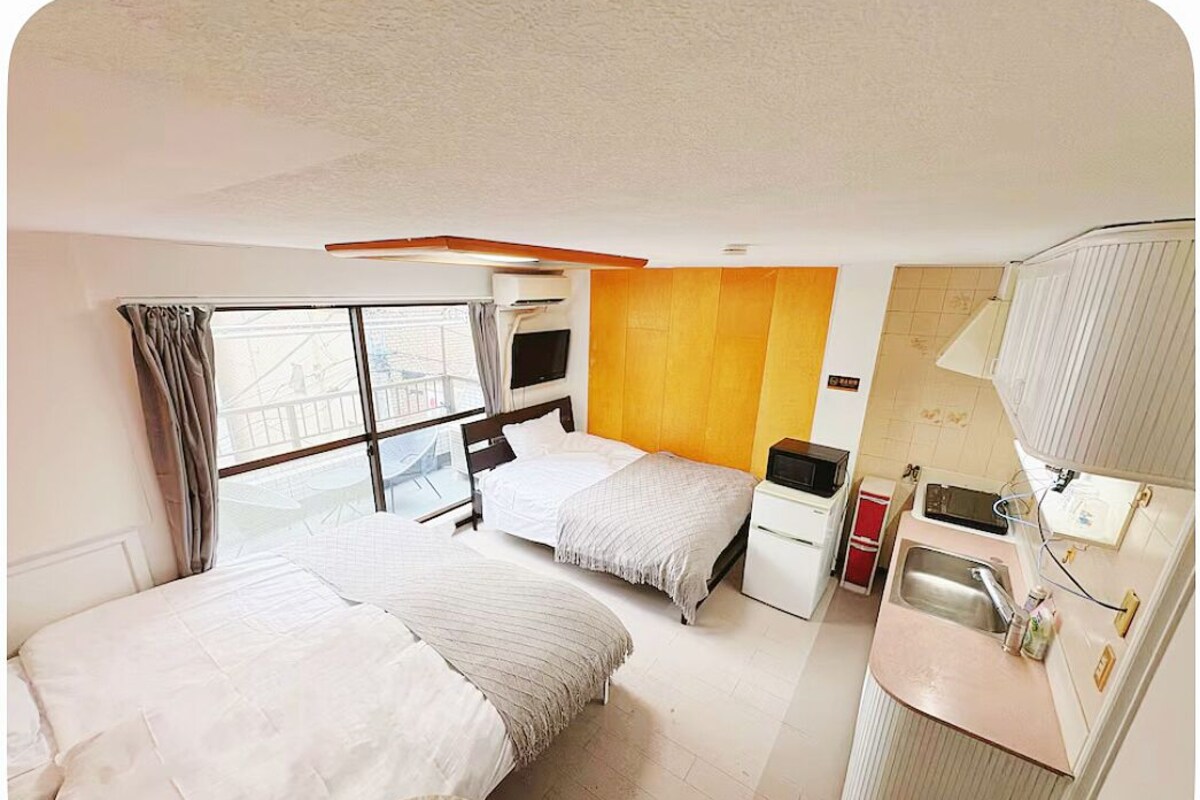 Studio Suite, Multiple Beds, Balcony, City View | Laptop workspace, WiFi (free)