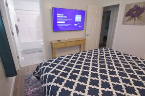 5 habitaciones, tabla de planchar con plancha, wifi y ropa de cama 