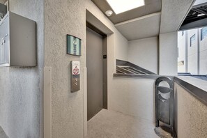 Interior - 1-bedroom condo in Downtown Greenville on Main Street! Zen in the City awaits! (Greenville)