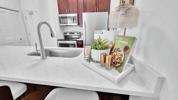 Microwave, oven, stovetop, dishwasher