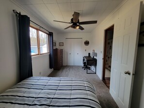 2 chambres, fer et planche à repasser, Wi-Fi, literie fournie