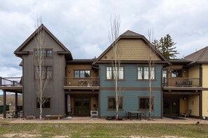 Exterior - New! Cozy Craftsman Condo | Walk to Downtown Whitefish, Gas Fireplace & Mountain Views (Whitefish)