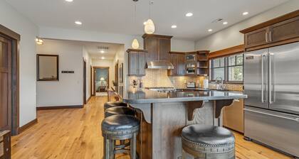New! Cozy Craftsman Condo | Walk to Downtown Whitefish, Gas Fireplace & Mountain Views