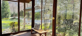 Bright Creekside Retreat on 8 Private Acres