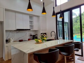Private kitchen - Red Cheek Mountain Villa (Ao Nang)