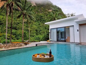 Pool - Red Cheek Mountain Villa (Ao Nang)