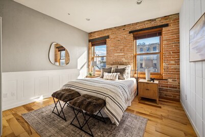 2-bedroom luxury apartment in Downtown Salt Lake City with AC