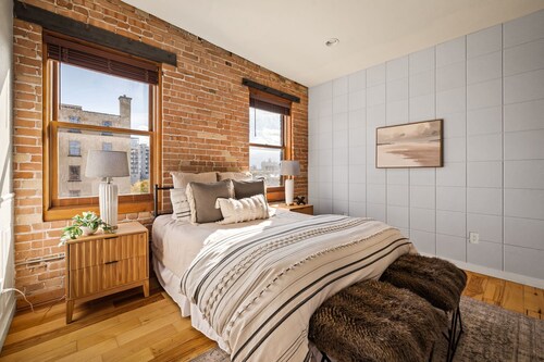 2-bedroom luxury apartment in Downtown Salt Lake City with AC