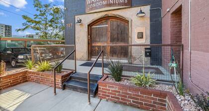 2-bedroom luxury apartment in Downtown Salt Lake City with AC
