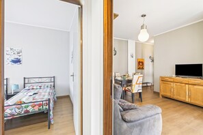 2 bedrooms, iron/ironing board, free WiFi, bed sheets - Casa Mirella Full AC And Terrace, Nebbiuno, Italy (Nebbiuno)