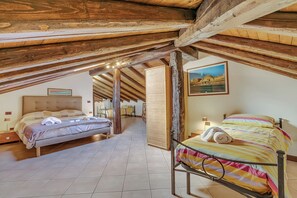 2 bedrooms, iron/ironing board, free WiFi, bed sheets - Il Borgo Del Vergante Casa Lina, Nebbiuno, Italy (Nebbiuno)