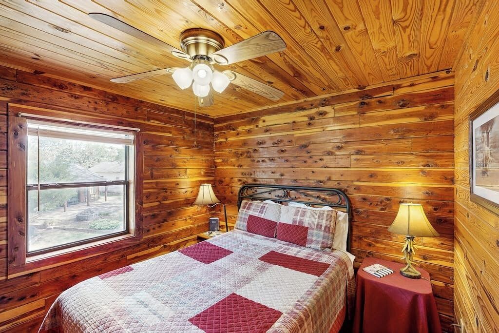 1 bedroom, internet, bed sheets