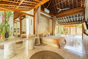 Desk, iron/ironing board, WiFi, bed sheets - Canggu Honeymoon Best Location! (Kecamatan Kuta Selatan)