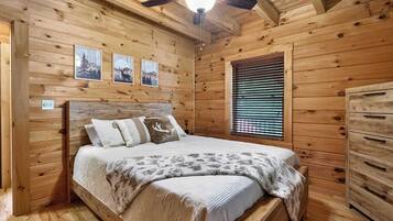 4 chambres, fer et planche à repasser, Wi-Fi, draps fournis