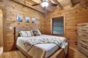 4 Schlafzimmer, Bügeleisen/Bügelbrett, WLAN, Bettwäsche