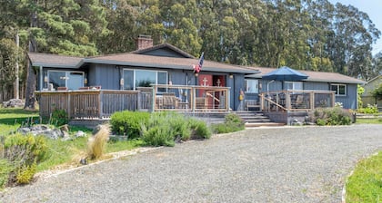 DustOff Sand | 3BR Coastal Vacation home in Fort Bragg