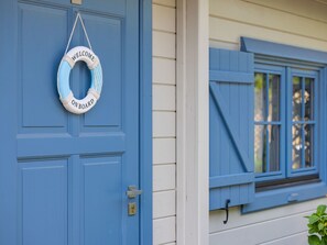 Exterior detail - (Rewal)