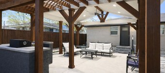 The Garland Getaway • Backyard Oasis • Family Friendly • Near Dallas