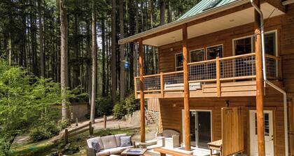 3-bedroom forest home near Langley, perfect for your getaway