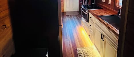 Microwave, oven, stovetop