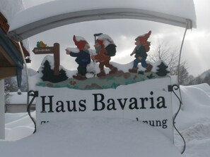 Snow and ski sports - Apartment type A 11, shower and WC, balcony, kitchenette, TV, WLAN (Ruhpolding)