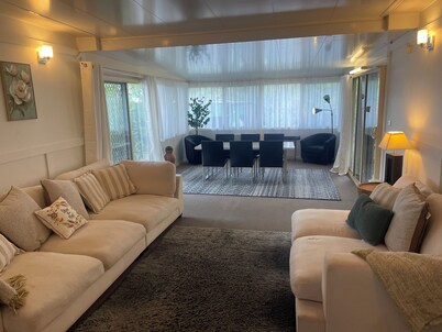 Easy wagga stopover-Spacious and comfortable.