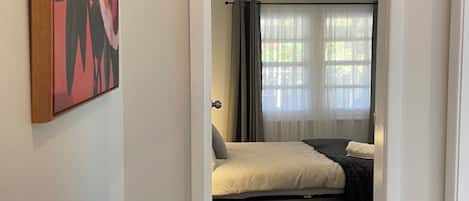 3 chambres, fer et planche Ă repasser, Wi-Fi gratuit, draps fournis