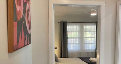 Easy wagga stopover-Spacious and comfortable.