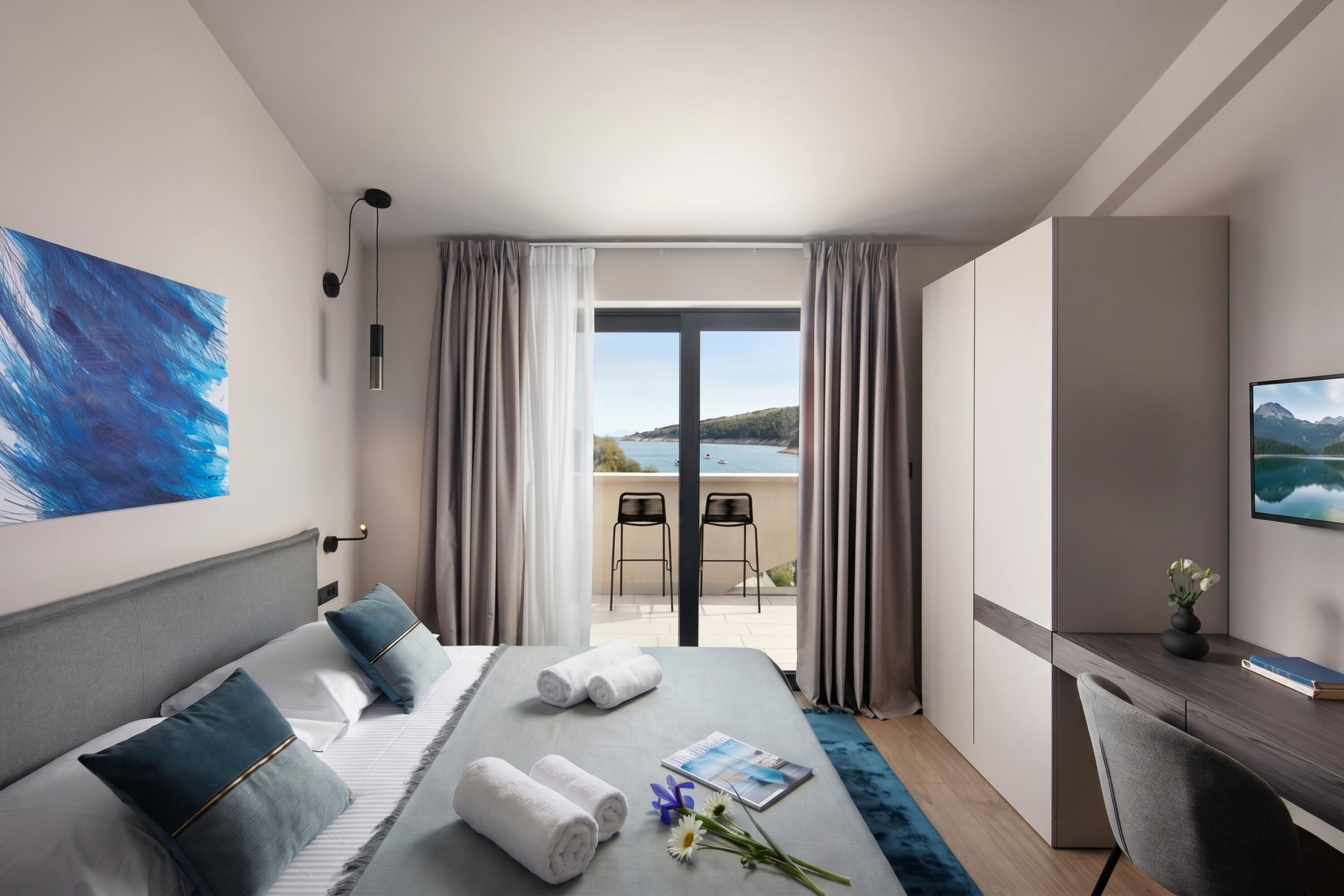 Family Villa, Multiple Bedrooms, Sea Facing (Villa Valmata Adriatic Pearl) | 5 bedrooms, free WiFi, bed sheets
