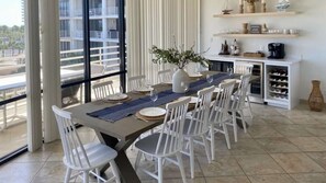 Dining - 3rd Coast Getaways - Sunchase IV 330 (South Padre Island)