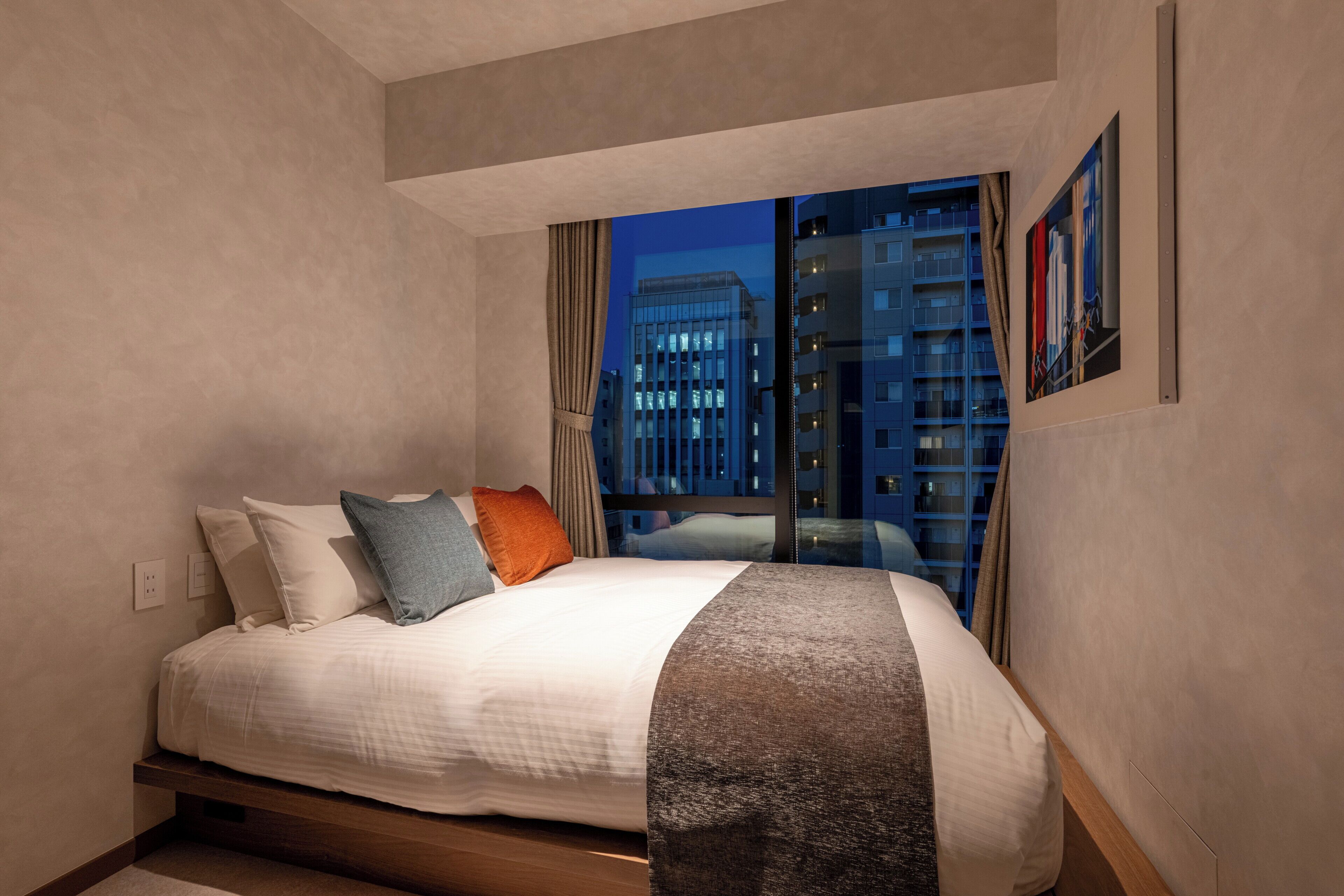 Luxury Triple Room | In-room safe, blackout drapes, iron/ironing board, free WiFi