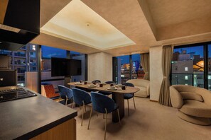 ห้องลักซ์ชัวรี่ทริปเปิล | ร้านอาหาร