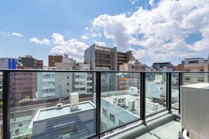 Luxury Triple Room | Balcony view - Hotel EN-YO (Tokyo)
