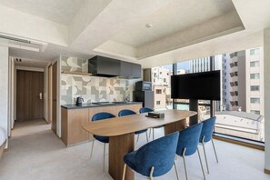 Luxury-Dreibettzimmer | Speisen