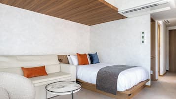 Tripla Luxury | Una cassaforte in camera, tende oscuranti, ferro/asse da stiro