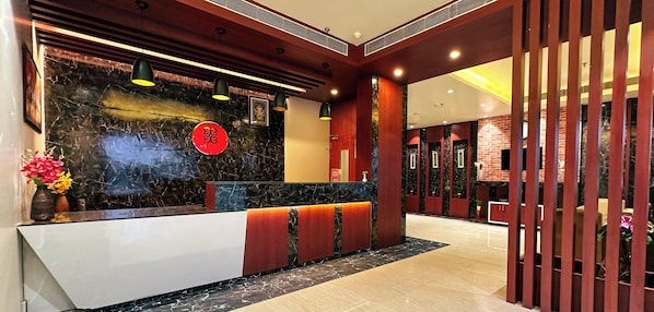 Lobby - Odissey Suites (Bhubaneshwar)