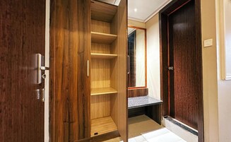 Suite | Interior