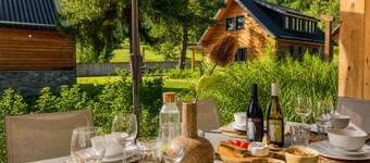 Chalet by a lake and near ski resorts