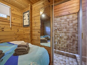 2 bedrooms, Internet