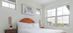 Room - Blueground | Scofield Farms, pool, nr Walnut Creek Park (Austin)