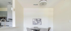 Dining - Blueground | Scofield Farms, pool, nr Walnut Creek Park (Austin)