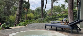 Private house in Avándaro for 8 : jacuzzi included : 5 min to town